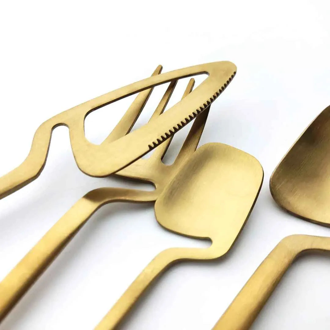 Luxy 32-Piece Cutlery Set.