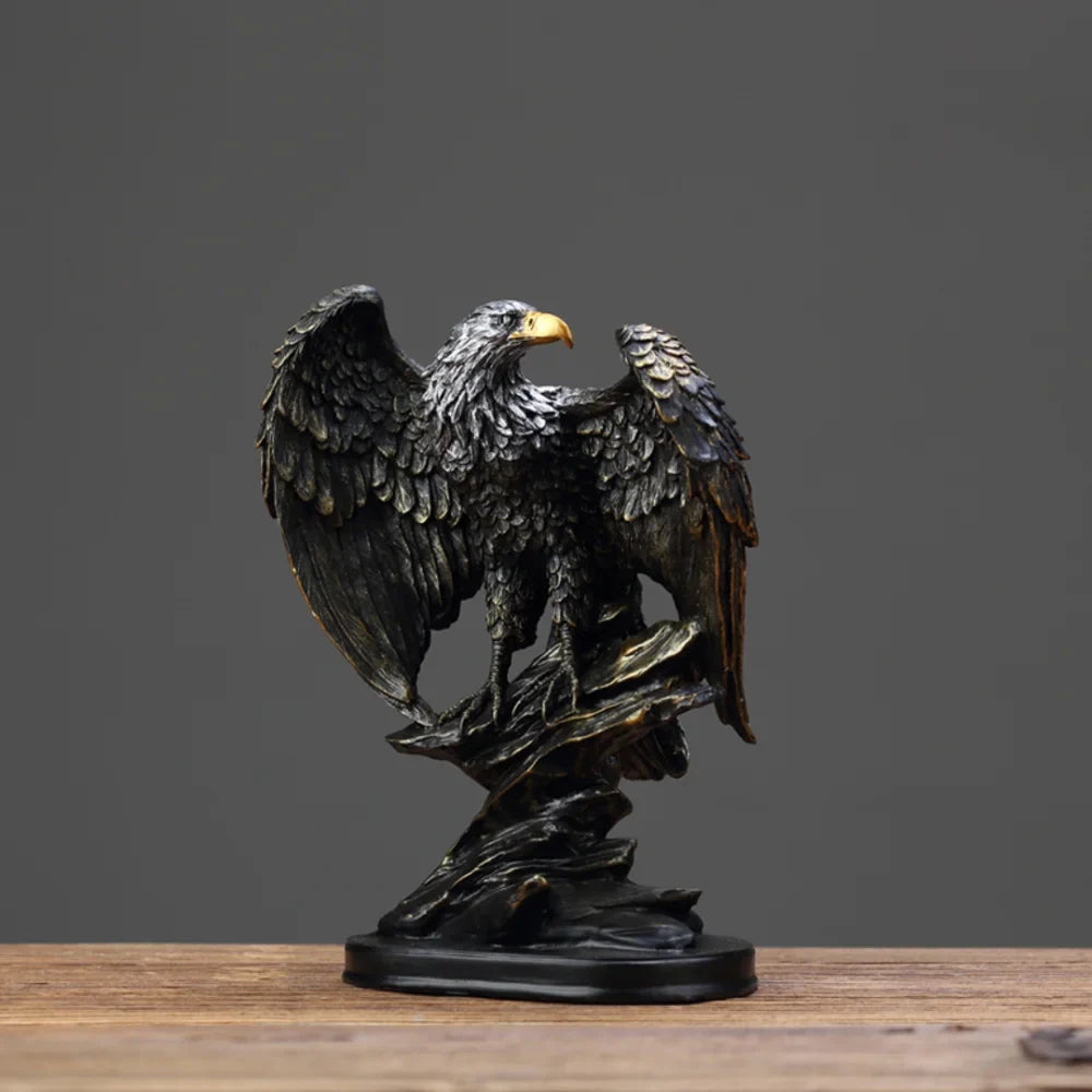 Nordic Eagle Sculptur